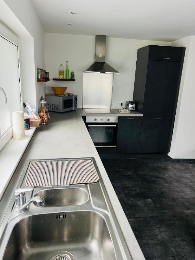 Capstay La Louviere Exterior photo